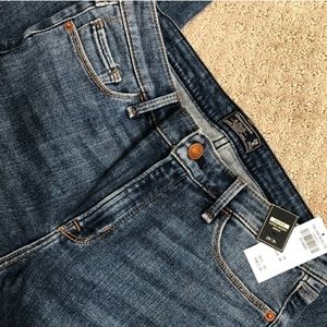 A&F Ankle Skinny Jean